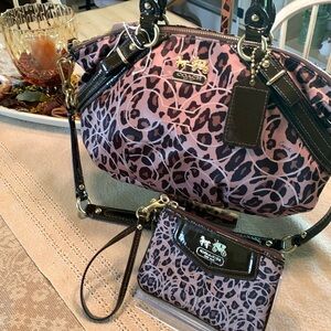 NWOT- Coach Ocelet Cheetah sateen handbag with wristlet